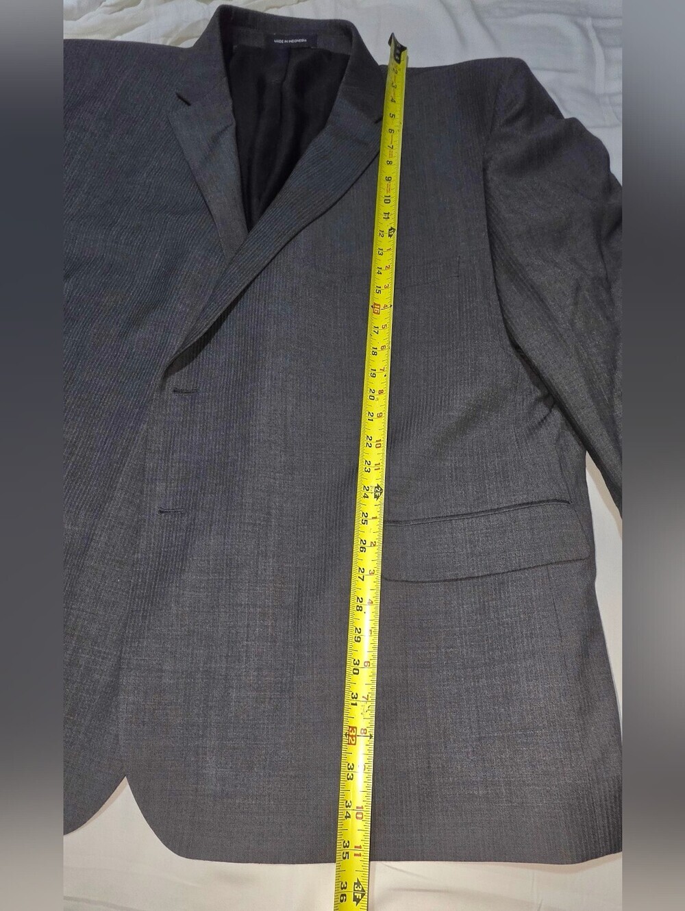 Kenneth Cole Grey 2 Piece Suit Size 50x26 - Picture 4 of 14